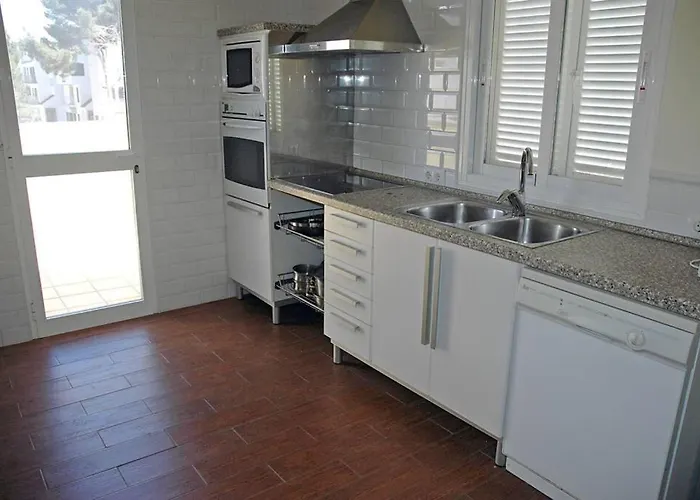 With Pool, 200m From Holiday home